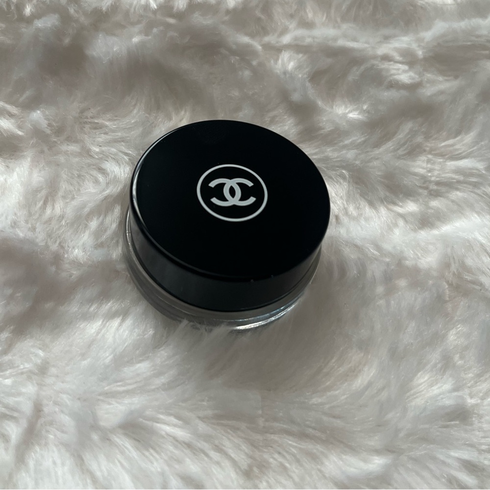 Chanel makeup samples - Picture 8 of 14
